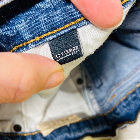 Dolce & Gabbana High Rise Flared Jeans 26 - Picture 9 of 12